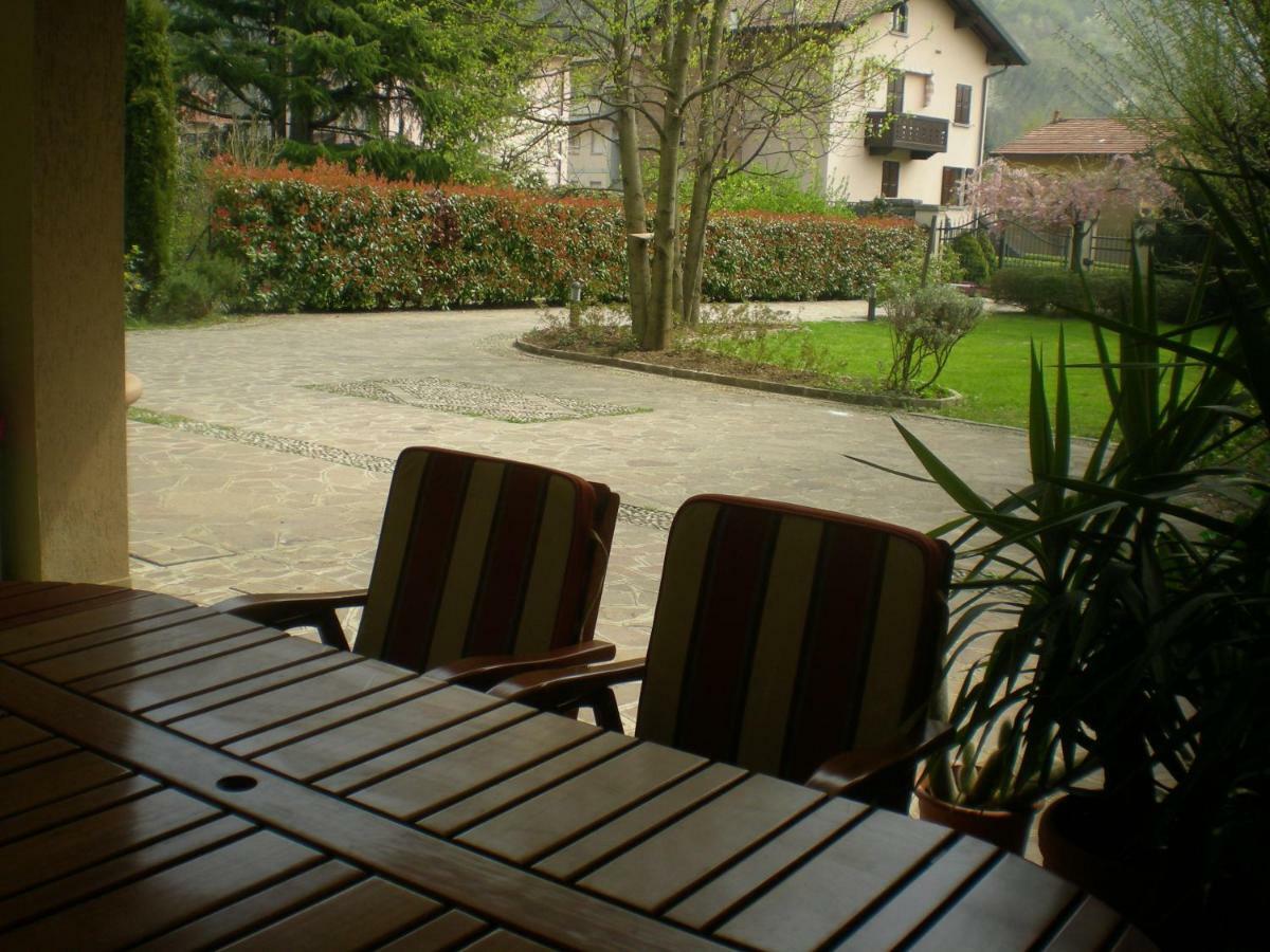 Casa Vacanze Donatella Carenno Exterior photo